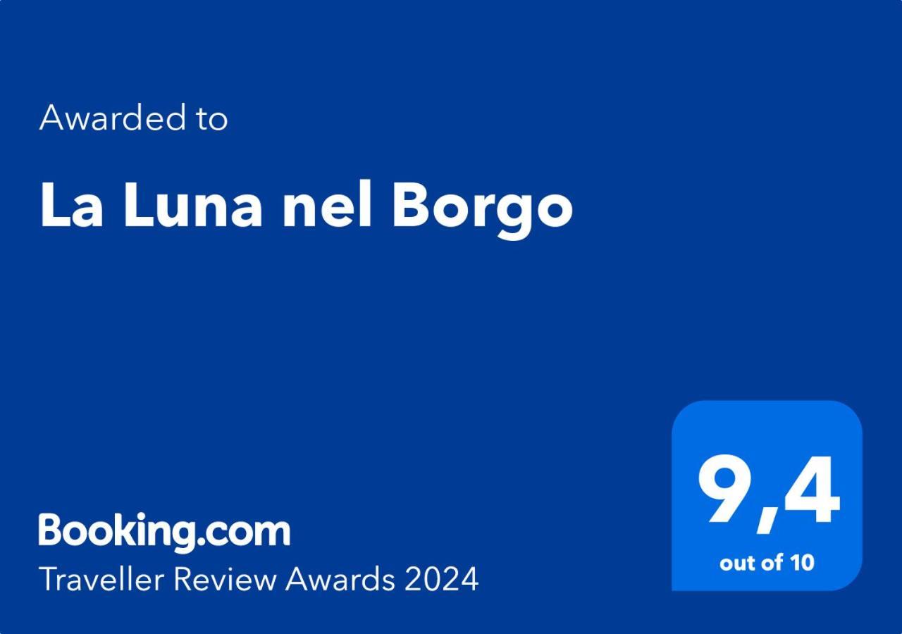 La Luna Nel Borgo