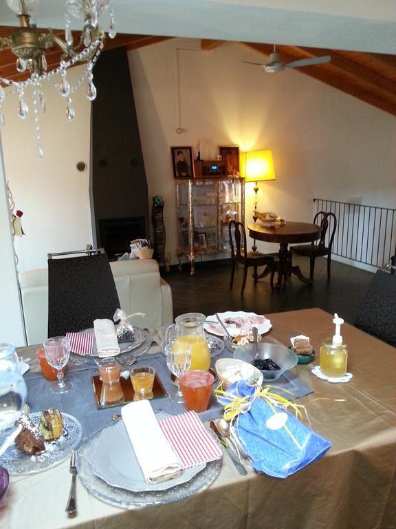 La Luna Nel Borgo Couette-café Brugnato